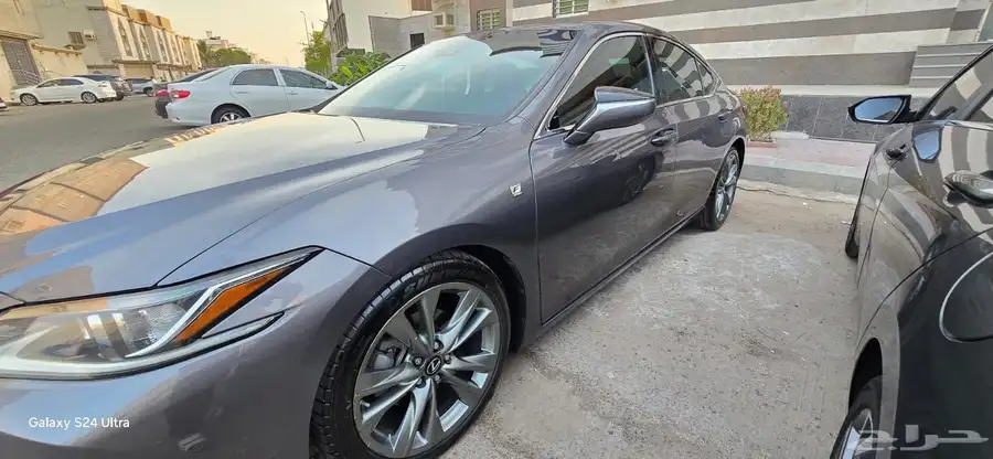 لكزس es350 F sport 6