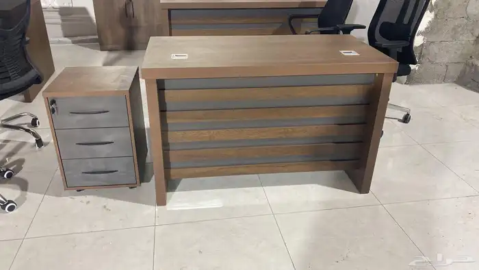 مكاتب وكرسي كراسي مدرسية جديدنا 90