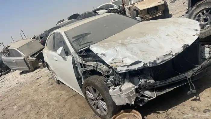 لكزس es 2013 قطع غيار السياره في البحرين 11