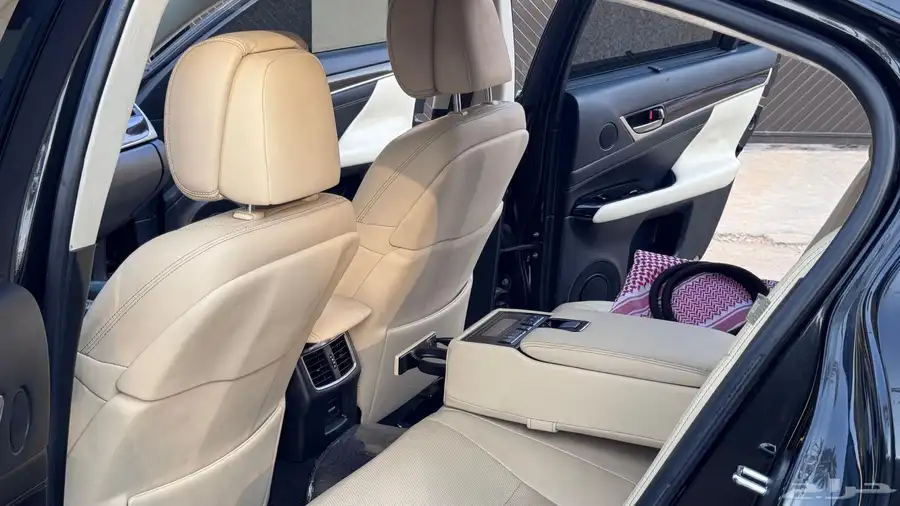 لكزس Gs450h 2016 23