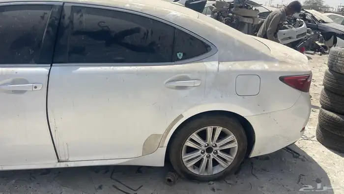 لكزس es 2013 قطع غيار السياره في البحرين 26