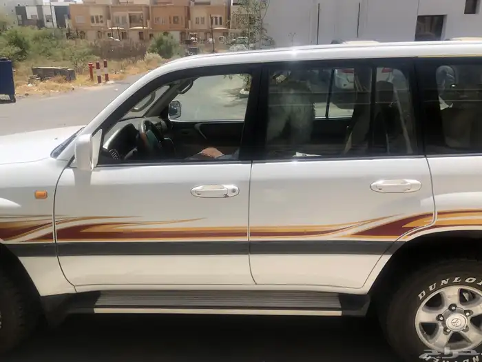 لاندكروزر ماشي 273الف 1