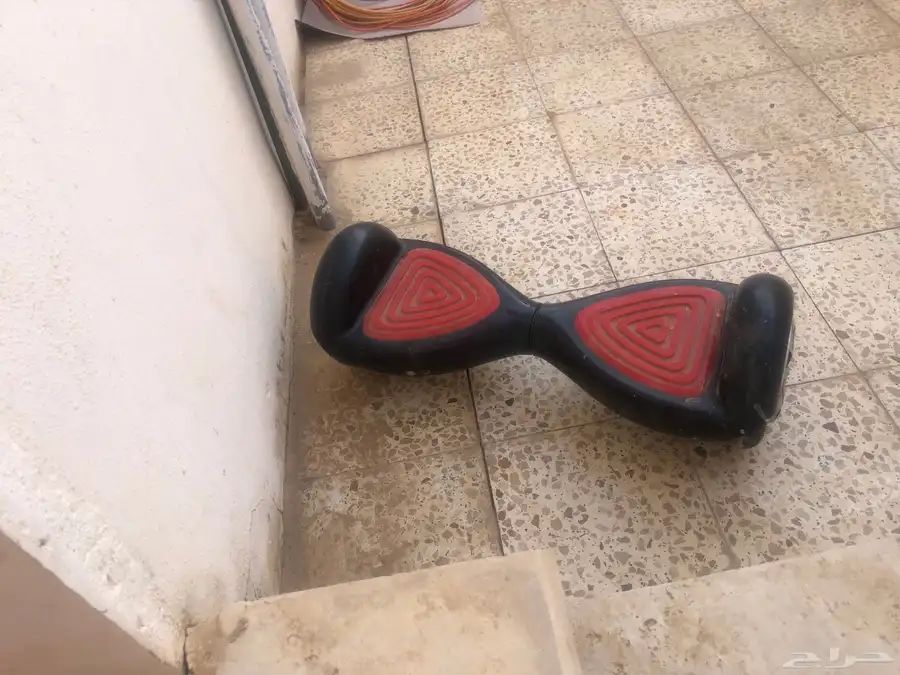 سكوتر للبيع السوم عليه 400صلحان ميبغى له الا شاحن 0