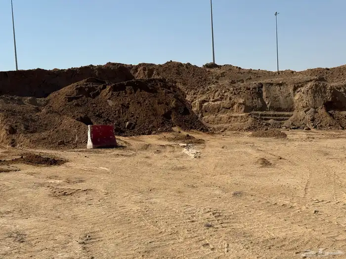 يوجد دفان لمن يرغب به 0