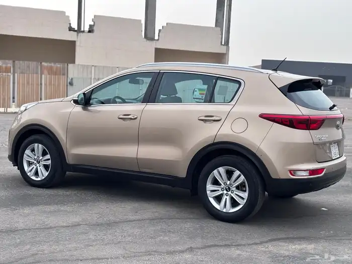 كيا سبورتاج 2019 بنزين 2000cc 4