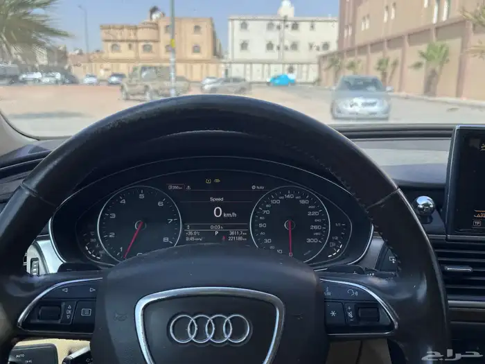 للبيع أودي A6 V6 2012 10
