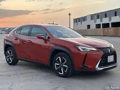 لكزس UX20 2019 مخزن بدي وكاله عداد 25 الف km 8