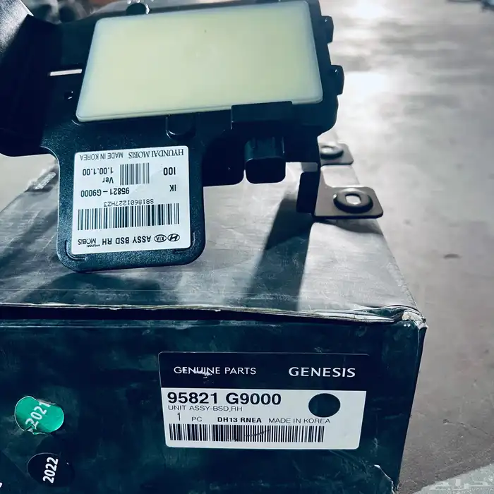 قطع جنسس G80 و G70 جديد اصلي وكالة 3