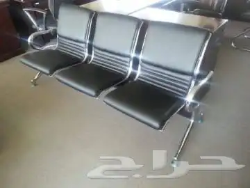 طقم كامله   مكتب كبير و صغير في دولاب حديد و خشب في   كنب 43