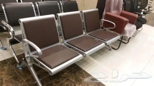 طقم كامله   مكتب كبير و صغير في دولاب حديد و خشب في   كنب 38