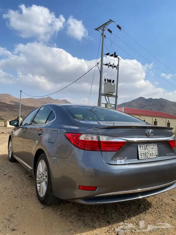 لكزس es350 مخزنه 9
