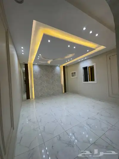 شقه فاخره للايجار بمخطط البيعه 5 غرف بمطبخ راكب 6