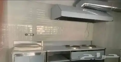طاولات ارفف معدات استانلس استيل تفصيل طاولات مغلقه 15