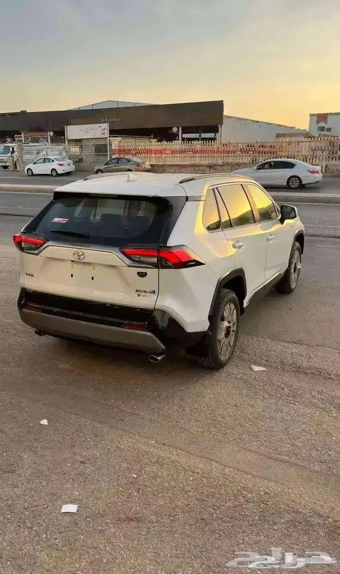 تويوتا راف فور 1
