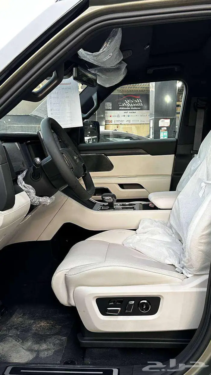روكس 01 فئة VIP موديل 2025 لدى الخضر للسيارات 9