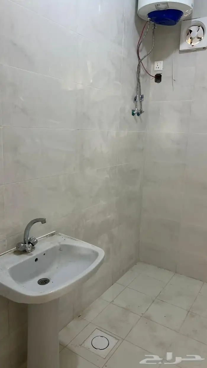 شقه عزاب للإيجار الشهري بحي بنبان 2