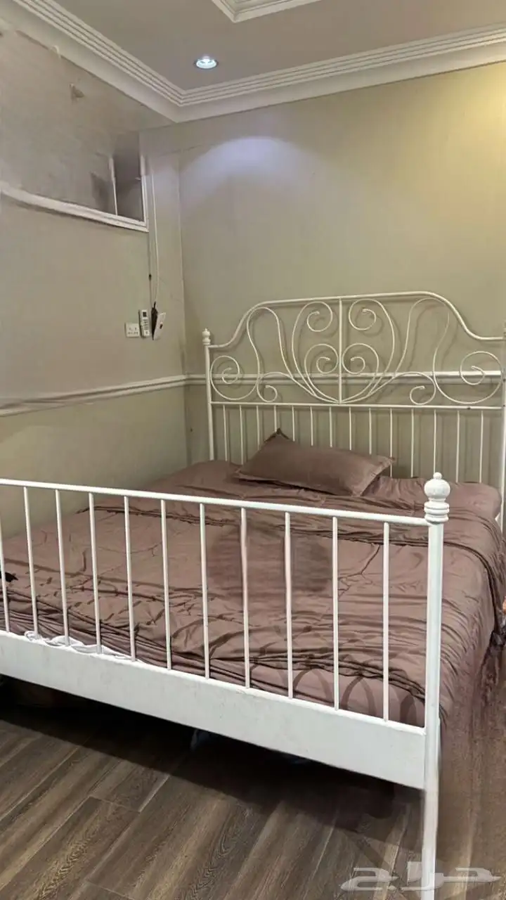 سرير   طراحه   تسريحه و مرايه 3
