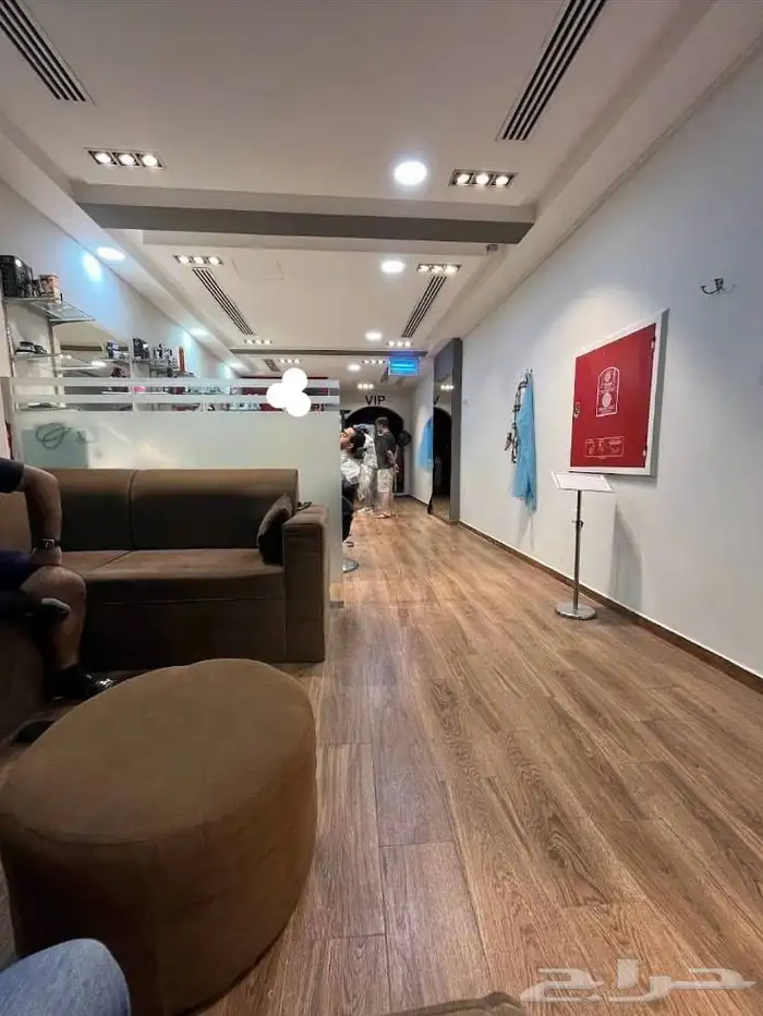 مشروع حلاق للبيع بالكامل 0