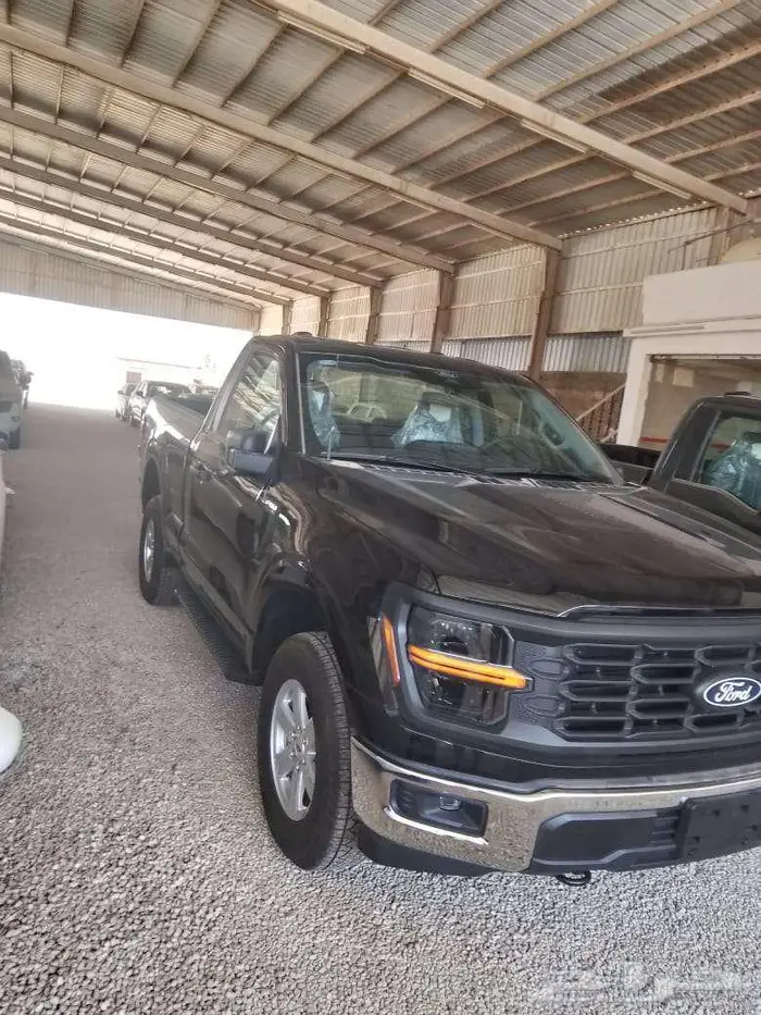 فورد F150 غمارة 2025xl لون اسود 1