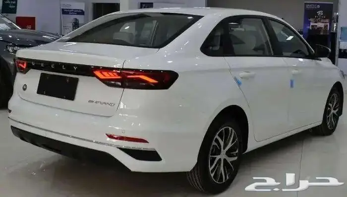 جيلي امجراند ستاندر 1.5 2025 4