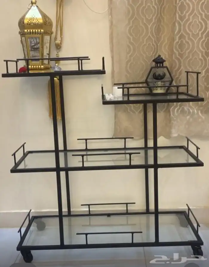 تروالي جديد نظيف للبيع ماستخدم إلا مرا وحده تحت 200 ماتبيع 1