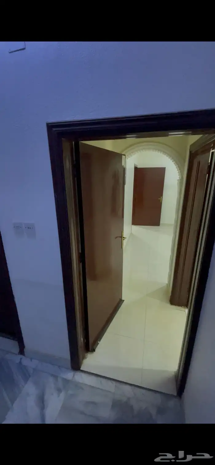 دور للايجار بحي اليرموك 11