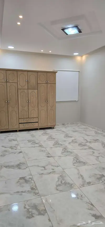 وحدة أرضية للبيع حي الناصريه 5