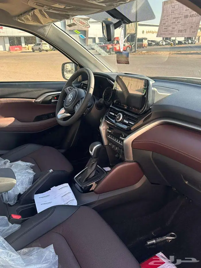 تويوتا اوربان كروز 2025 GLX فل اقساط وكاش بأقل الاسعار 5