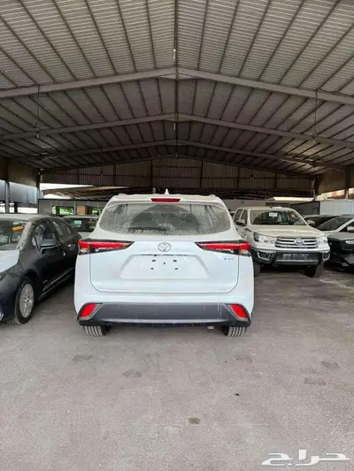 تويوتا هايلاندر GLE 2025 نص فل 4