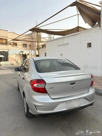 للبيع فورد فيجو 2019 نظيفة جدا  - الاحساء 0