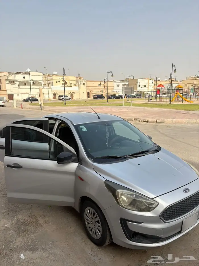 للبيع فورد فيجو 2019 نظيفة جدا  - الاحساء 5