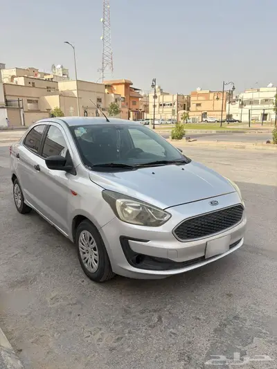 للبيع فورد فيجو 2019 نظيفة جدا  - الاحساء 1