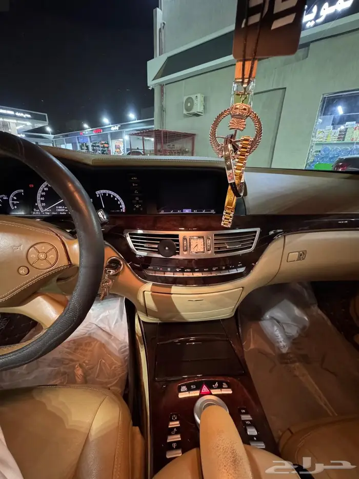 مرسيدس S300 موديل 2012 مخزن ماشي 135.000 15