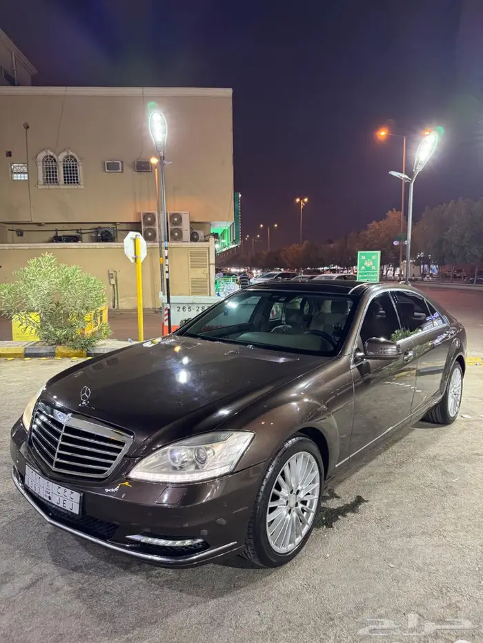 مرسيدس S300 موديل 2012 مخزن ماشي 135.000 26