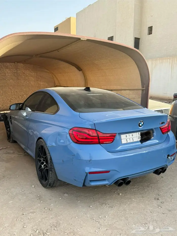 بي ام m4 كومبيتشن 2018 مصدوم 5
