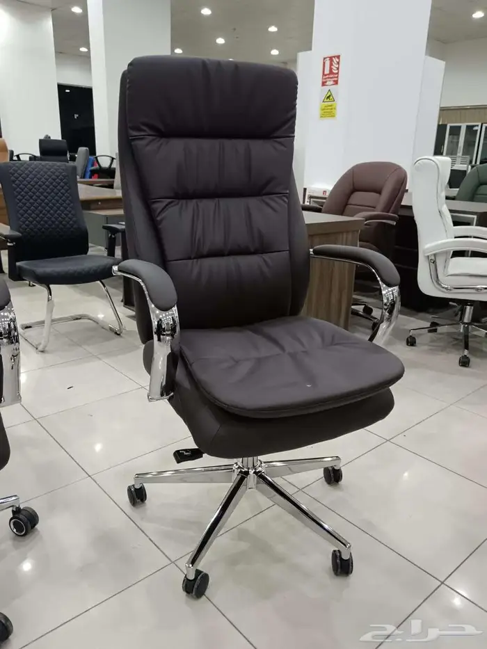 كراسي وطاولات مكتبيه اسعار منافسه 7
