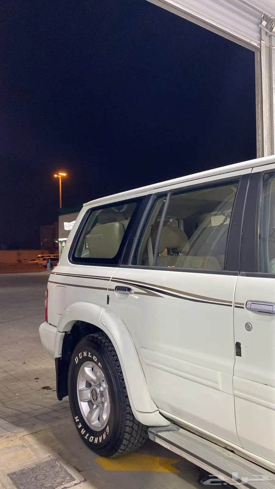 نيسان باترول نظيف موديل 2001 مكينه 4500 ثالث مستخدم 1