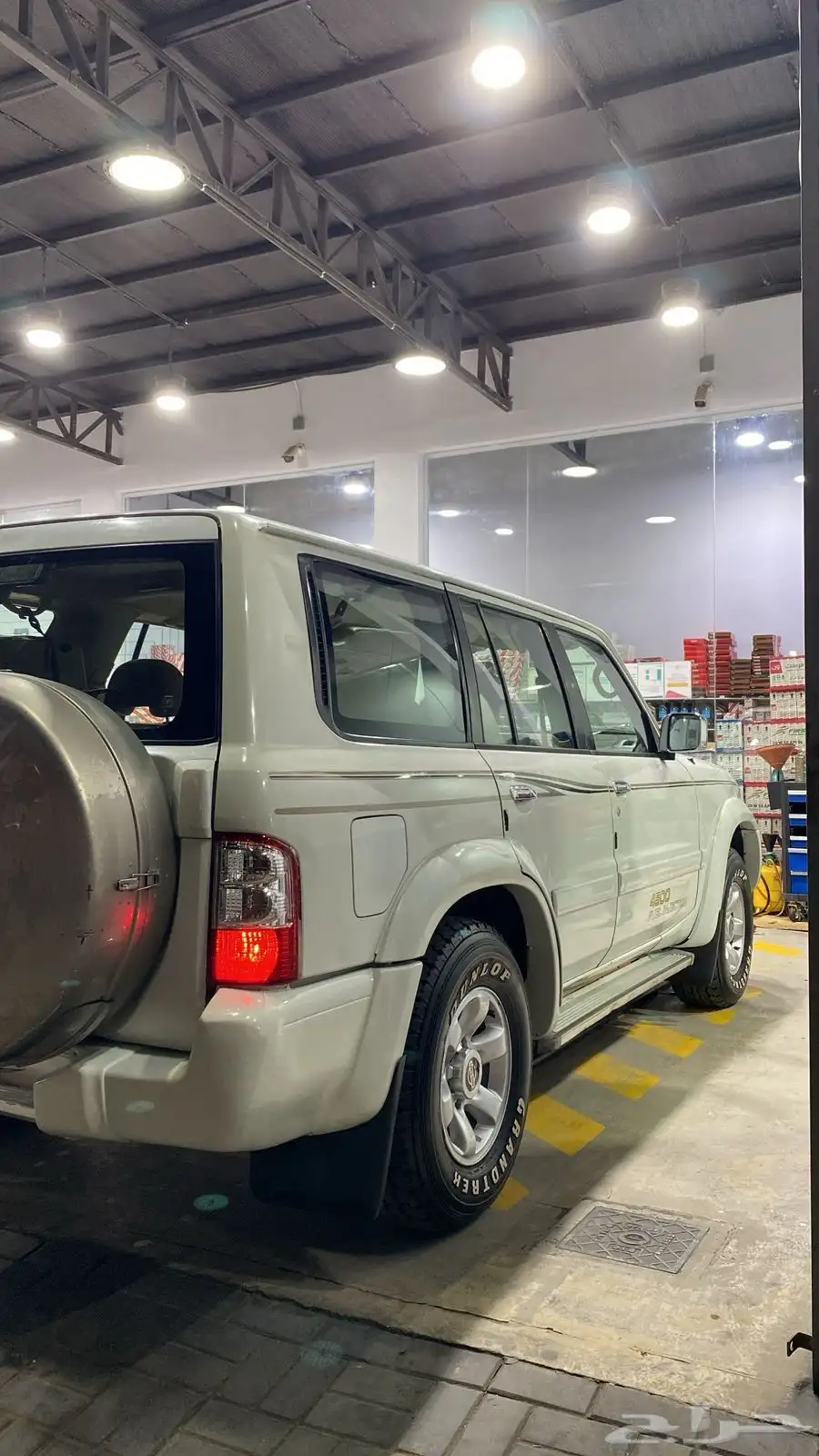 نيسان باترول نظيف موديل 2001 مكينه 4500 ثالث مستخدم 2