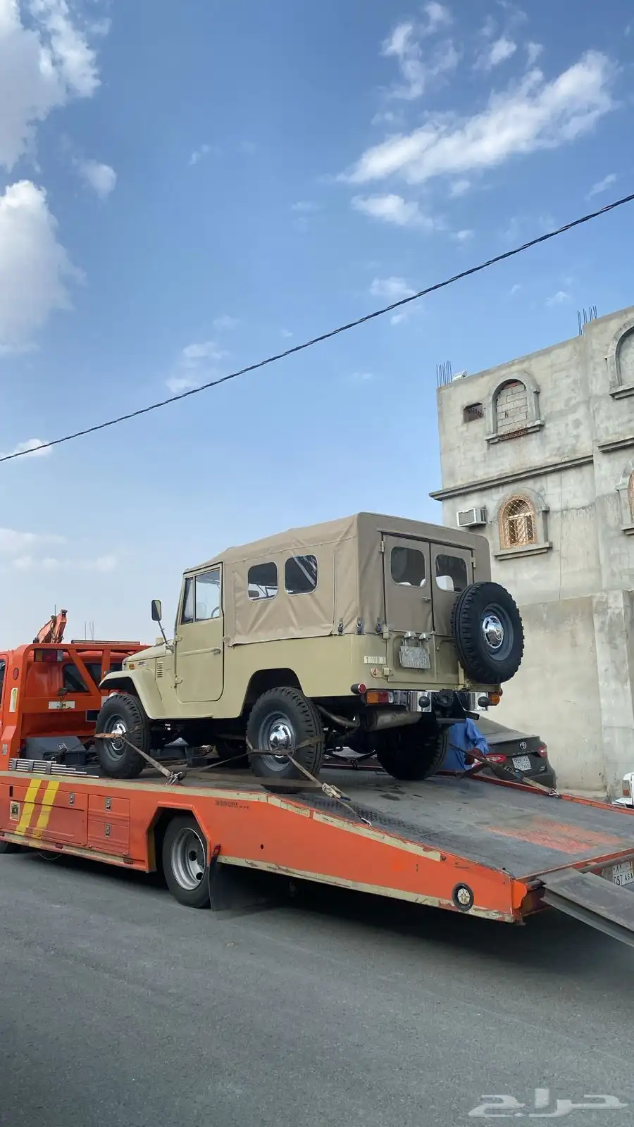 سياره جيب شراع كلاسيك ايجار 8