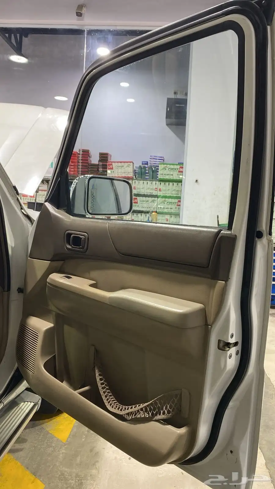 نيسان باترول نظيف موديل 2001 مكينه 4500 ثالث مستخدم 24