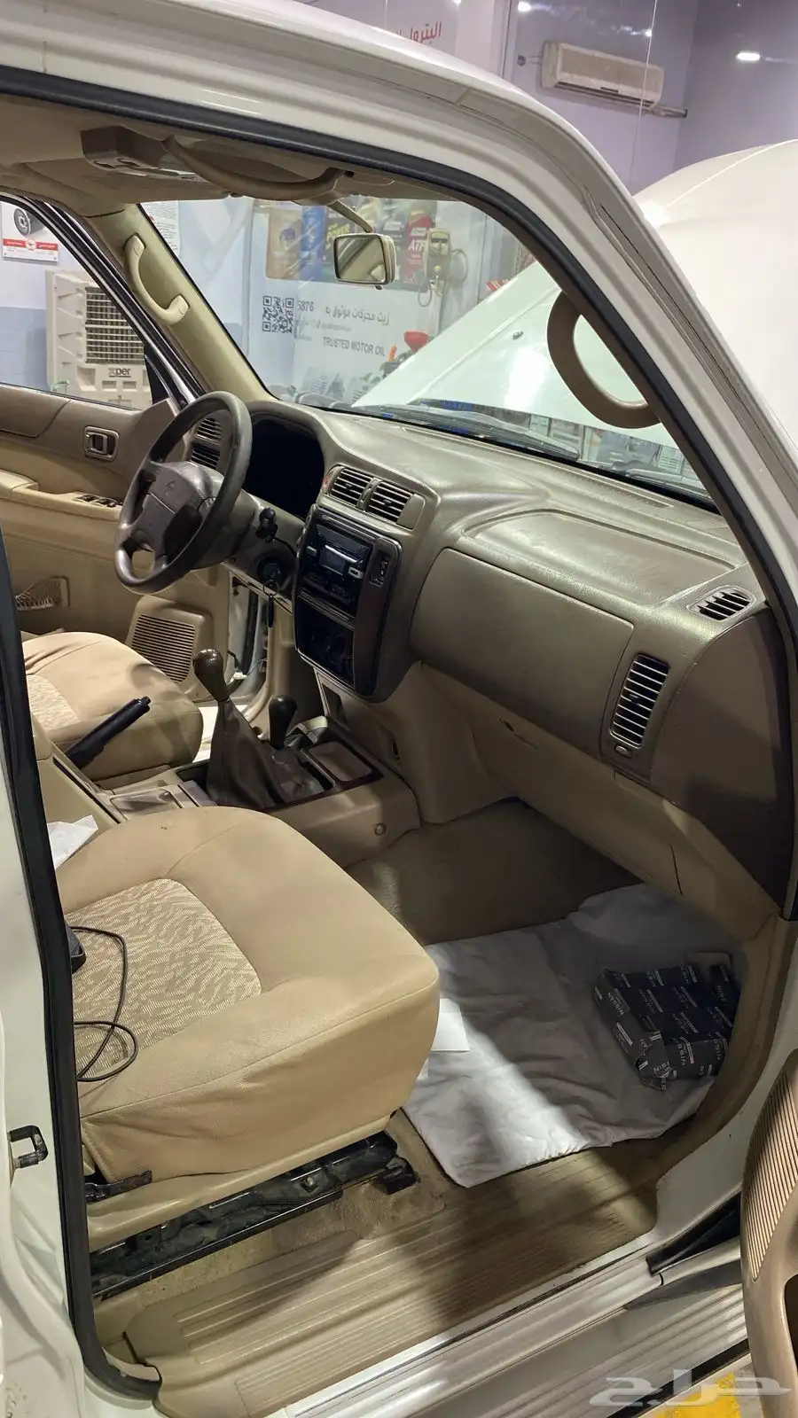 نيسان باترول نظيف موديل 2001 مكينه 4500 ثالث مستخدم 21