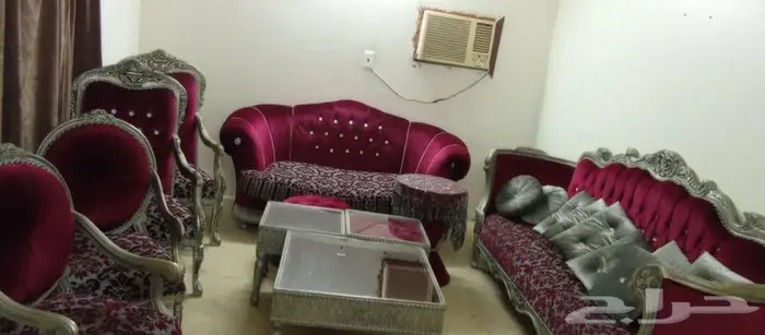 كنب أحمر للبيع   نظيف جدا استعمال خفيف 4