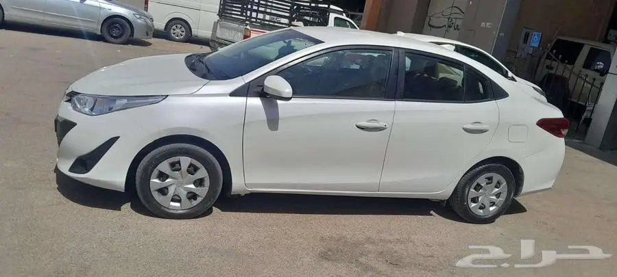 تويوتا يارس 2019 1