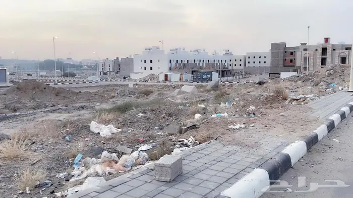 للبيع أرض سكنية في خميس مشيط بحي الظرفة 3