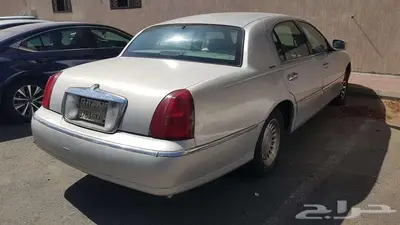 فورد لينكولن موديل 2000 4