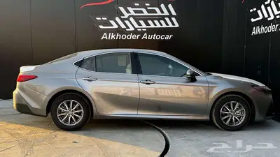 تويوتا كامري E 2025 5