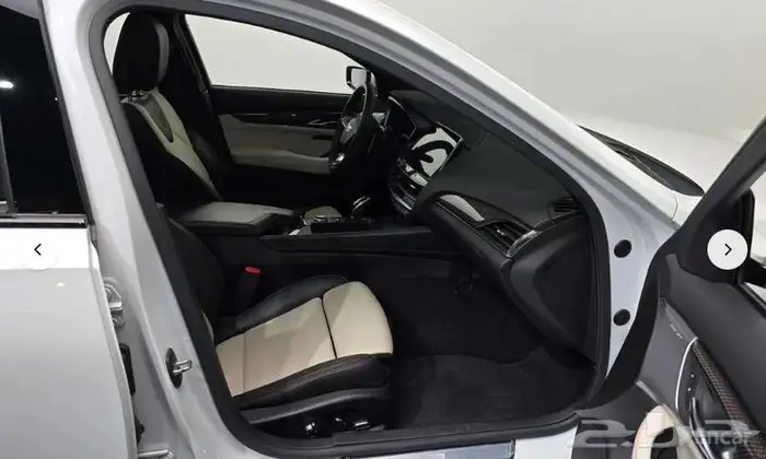 كاديلاك CT5 2021 Sport Edition فل بانوراما 15