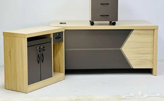 كراسي وطاولات مكتبيه اسعار منافسه 15