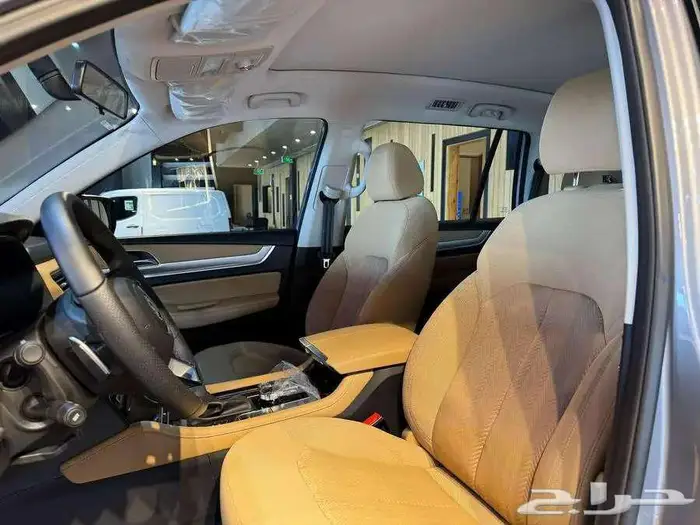 ام جي RX8 2023 استاندر عرض سفنز 4