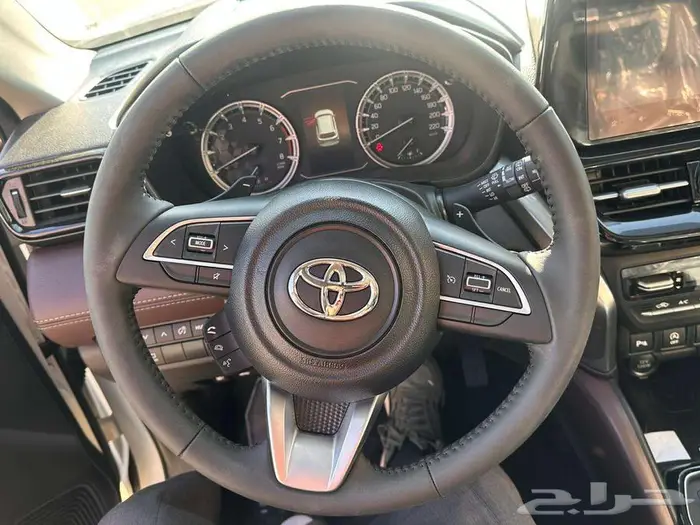 تويوتا اوربان كروز 2025 GLX فل اقساط وكاش بأقل الاسعار 4